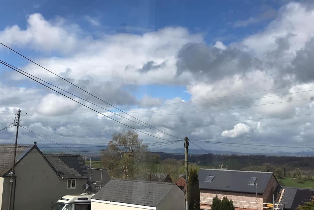 Cheerful Two Bedroom Cottage In The Forest Of Dean Lydbrook Экстерьер фото